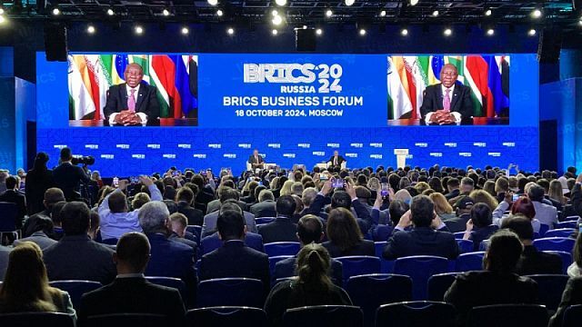 BRICS facilitan el Pivot Asiático Corporativo evitando las sanciones Occidentales. Rusia